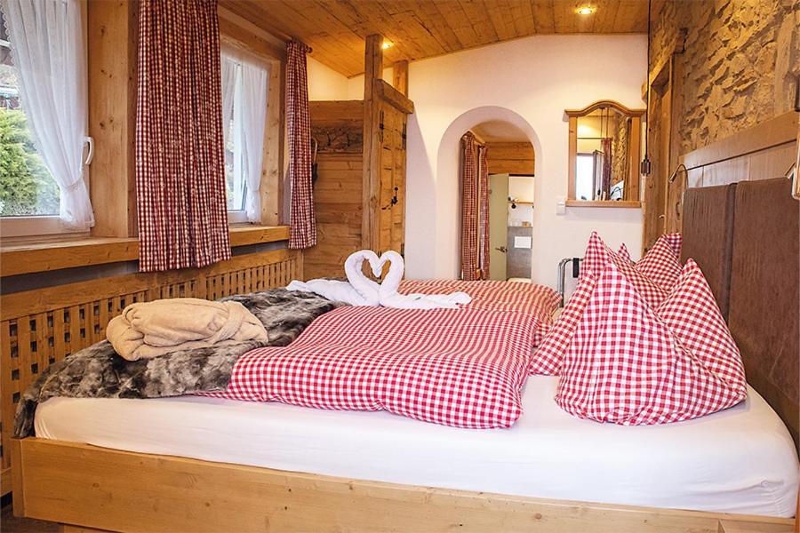Almhotel Gruensteinblick Кёнигсзе Экстерьер фото