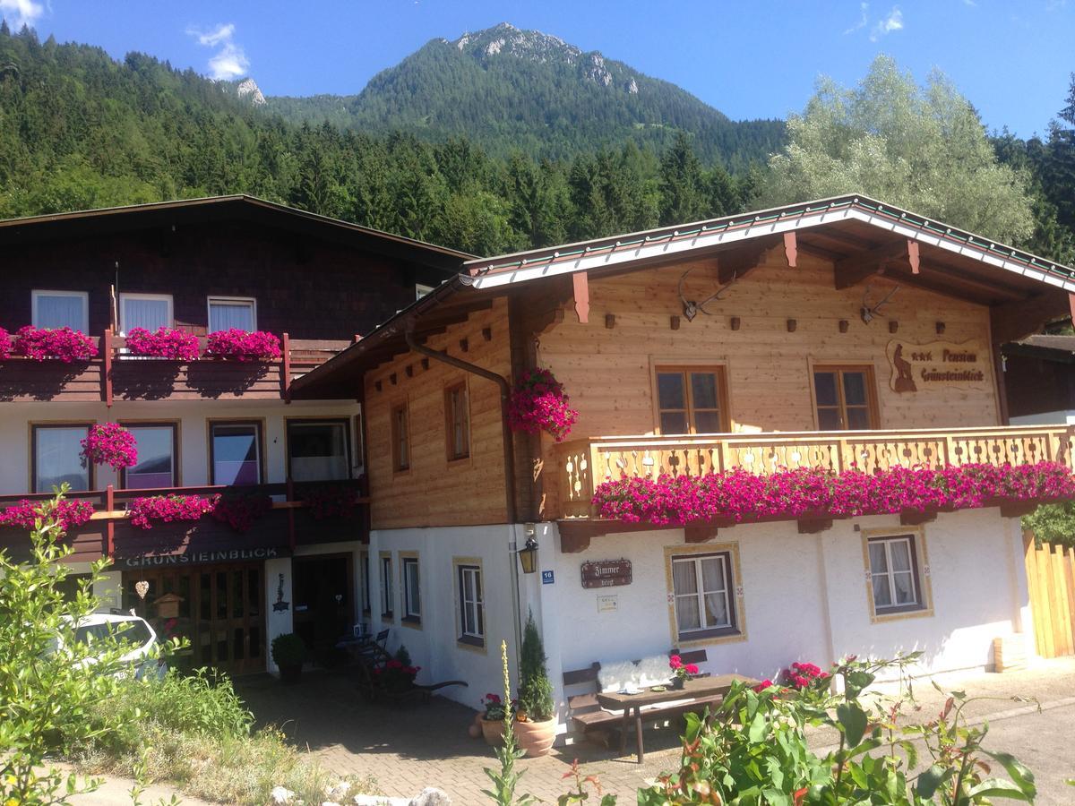 Almhotel Gruensteinblick Кёнигсзе Экстерьер фото