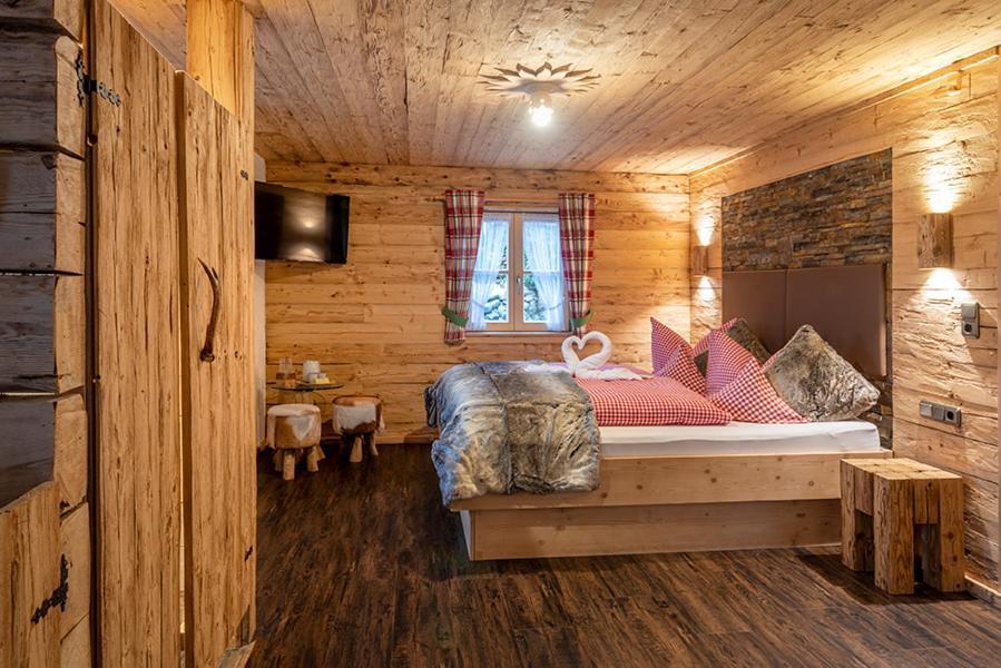 Almhotel Gruensteinblick Кёнигсзе Экстерьер фото